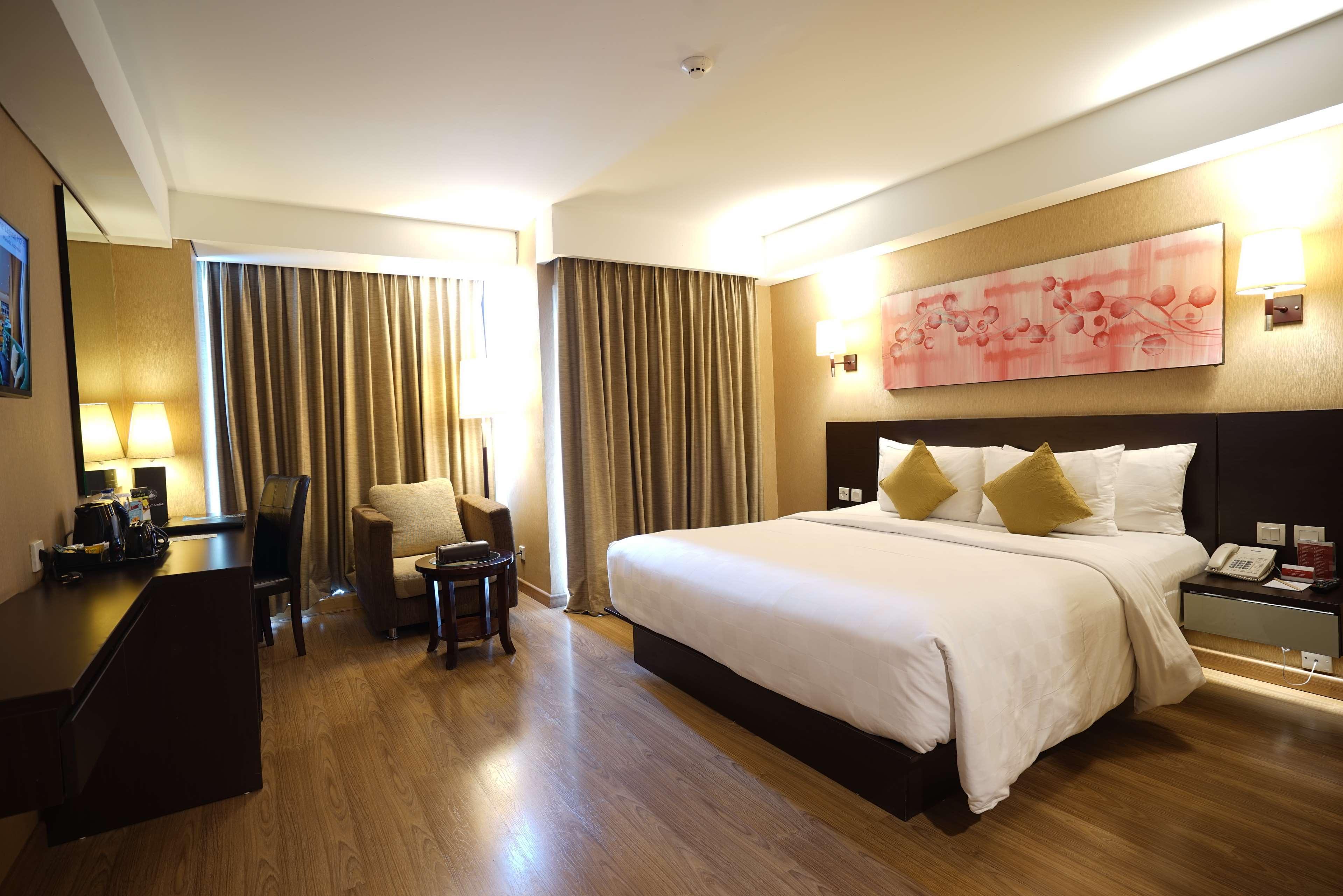 Best Western Premier The Hive Jakarta Exterior photo