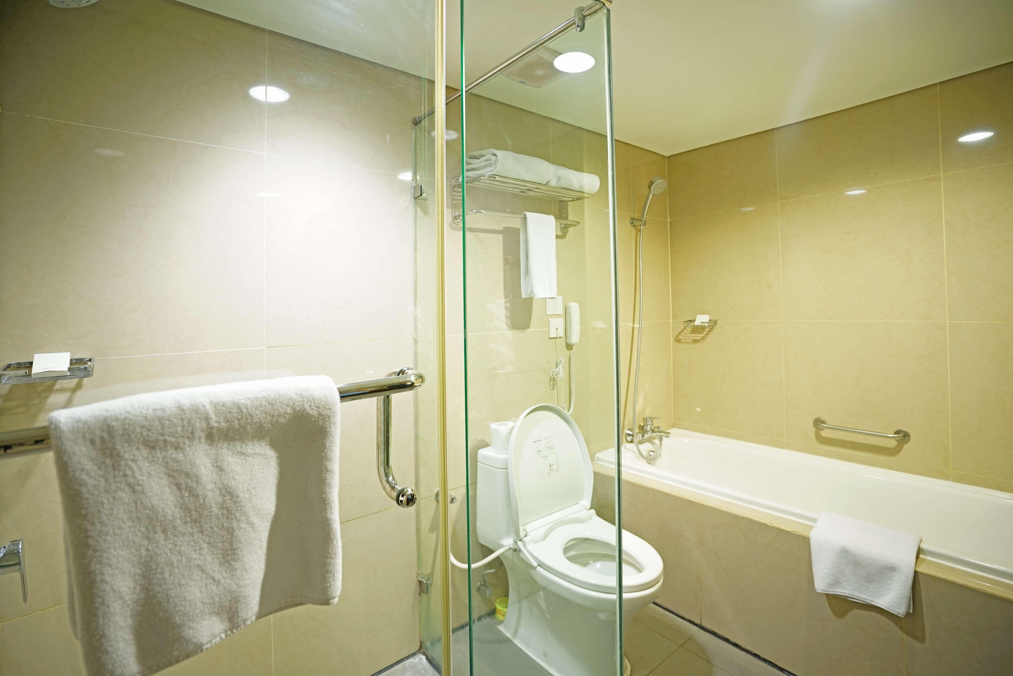 Best Western Premier The Hive Jakarta Exterior photo