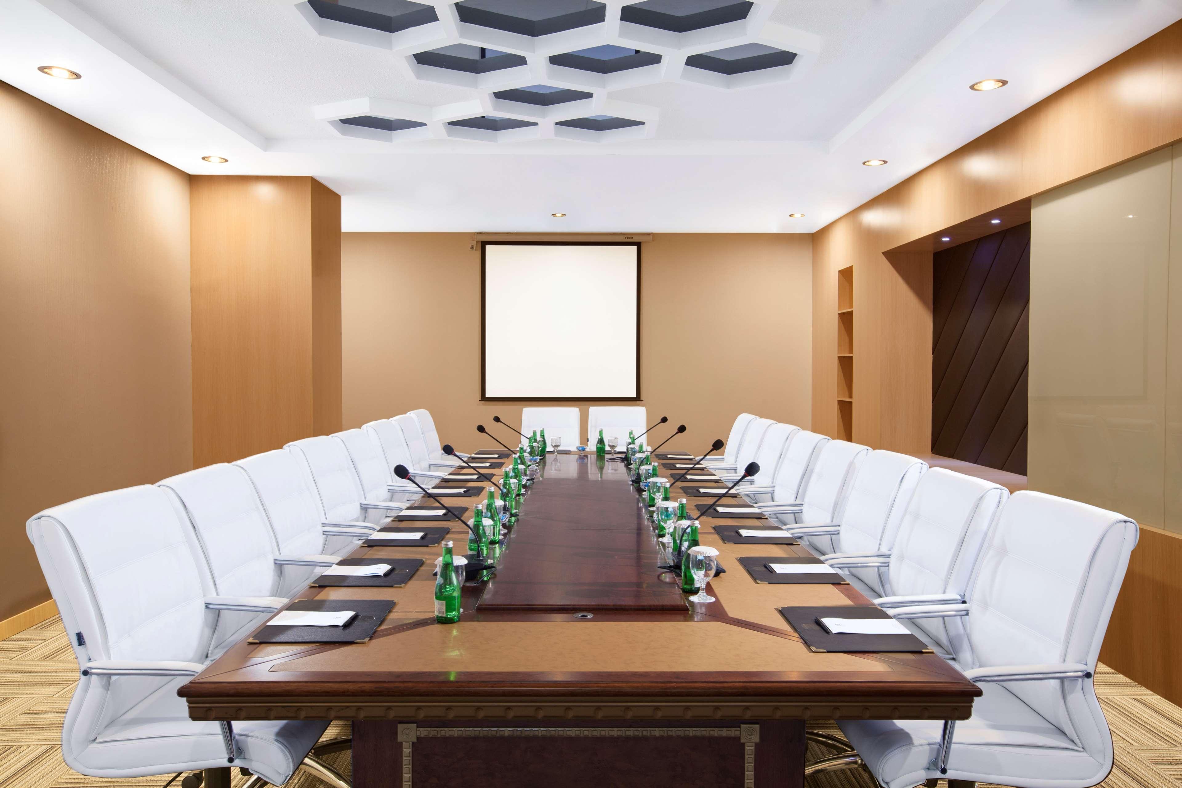 Best Western Premier The Hive Jakarta Exterior photo
