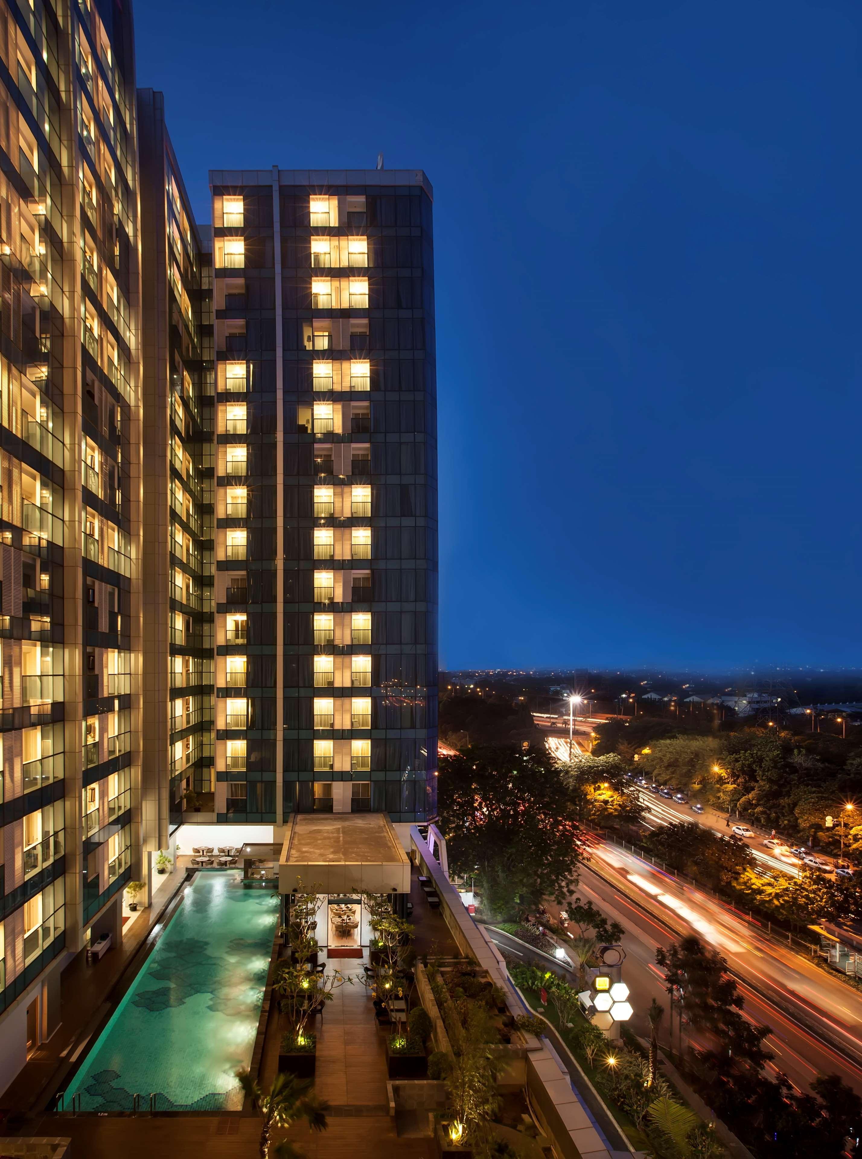 Best Western Premier The Hive Jakarta Exterior photo