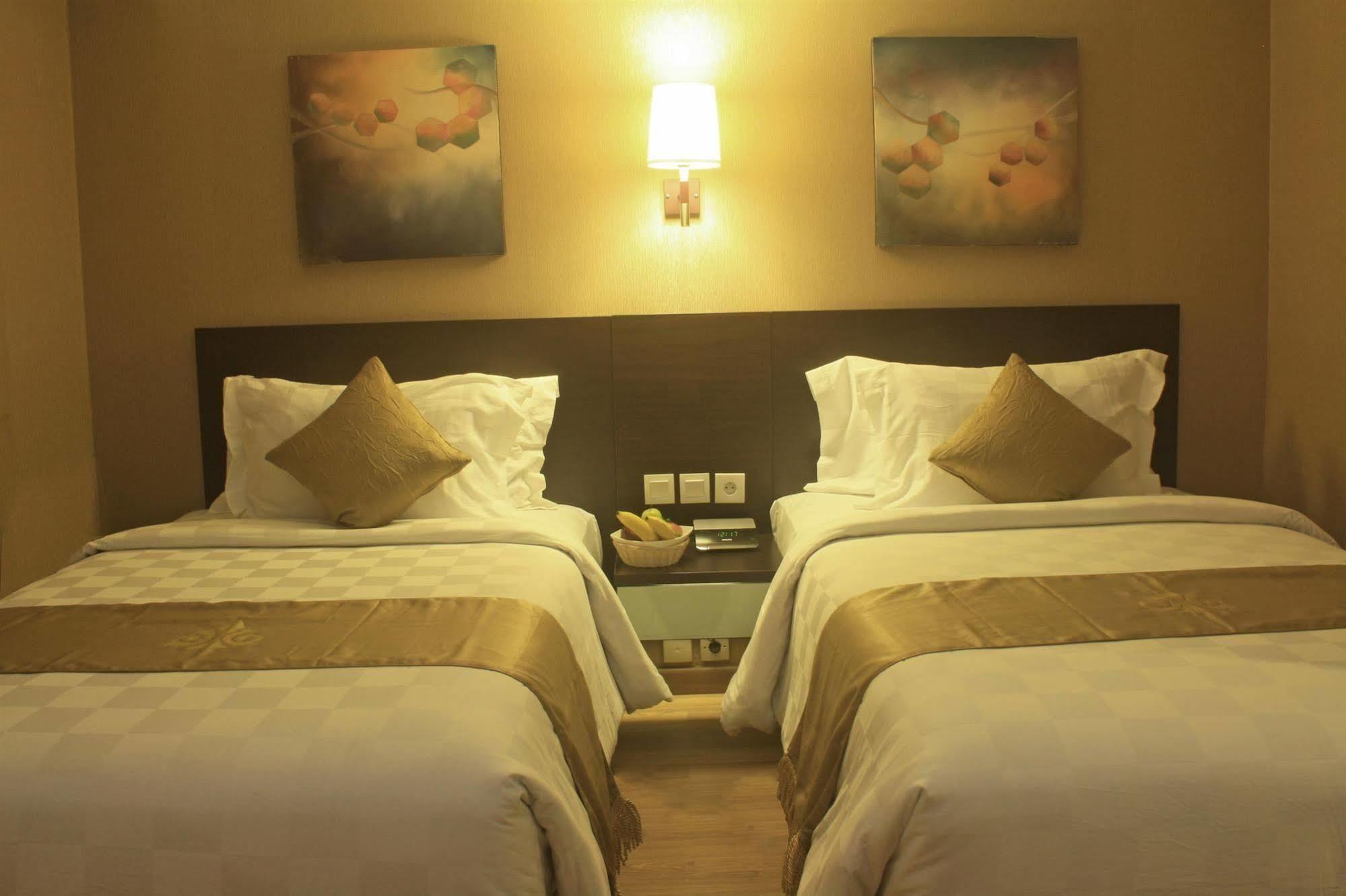 Best Western Premier The Hive Jakarta Exterior photo