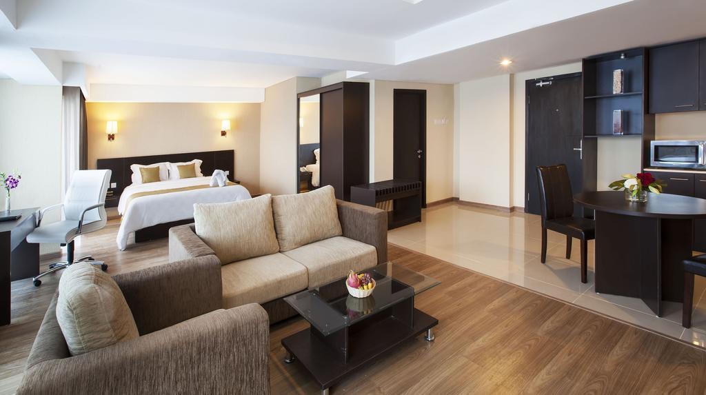 Best Western Premier The Hive Jakarta Exterior photo